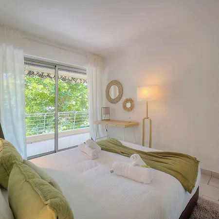 Immogroom - Modern With Terrace - Air Conditioning - Wifi *