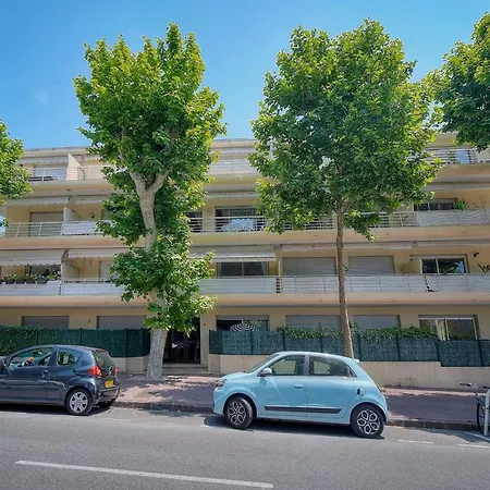 Immogroom - Modern With Terrace - Air Conditioning - Wifi *